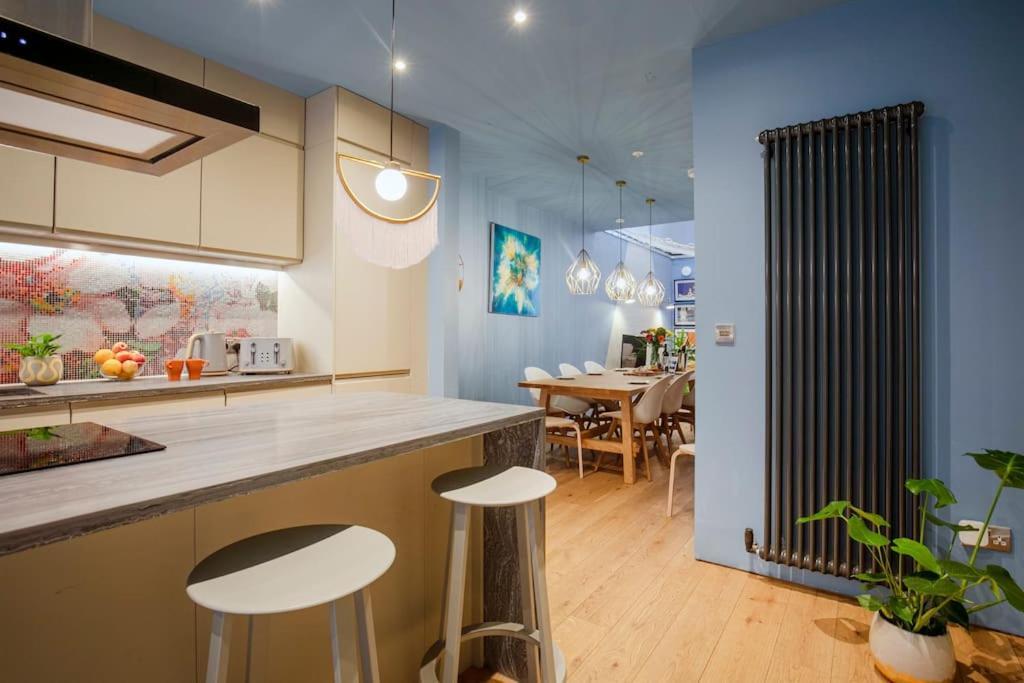 Hammock Heights! Hot Tub,Private Garage,Citycentre แมนเชสเตอร์ ภายนอก รูปภาพ