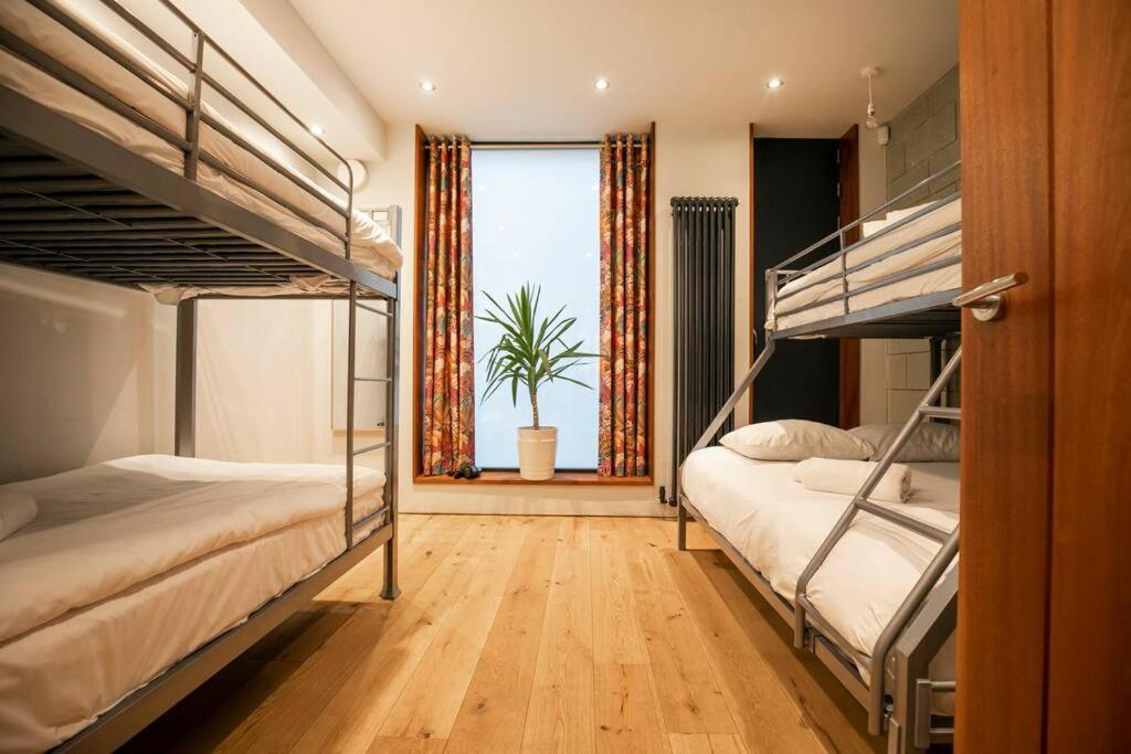 Hammock Heights! Hot Tub,Private Garage,Citycentre แมนเชสเตอร์ ภายนอก รูปภาพ